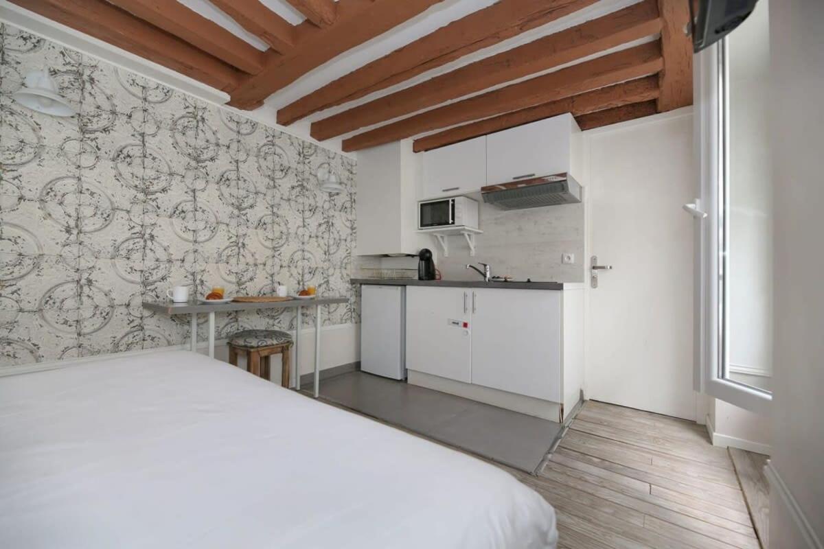Apartment Parisien 20m2 En Face Du Musee Grevin - 2p *